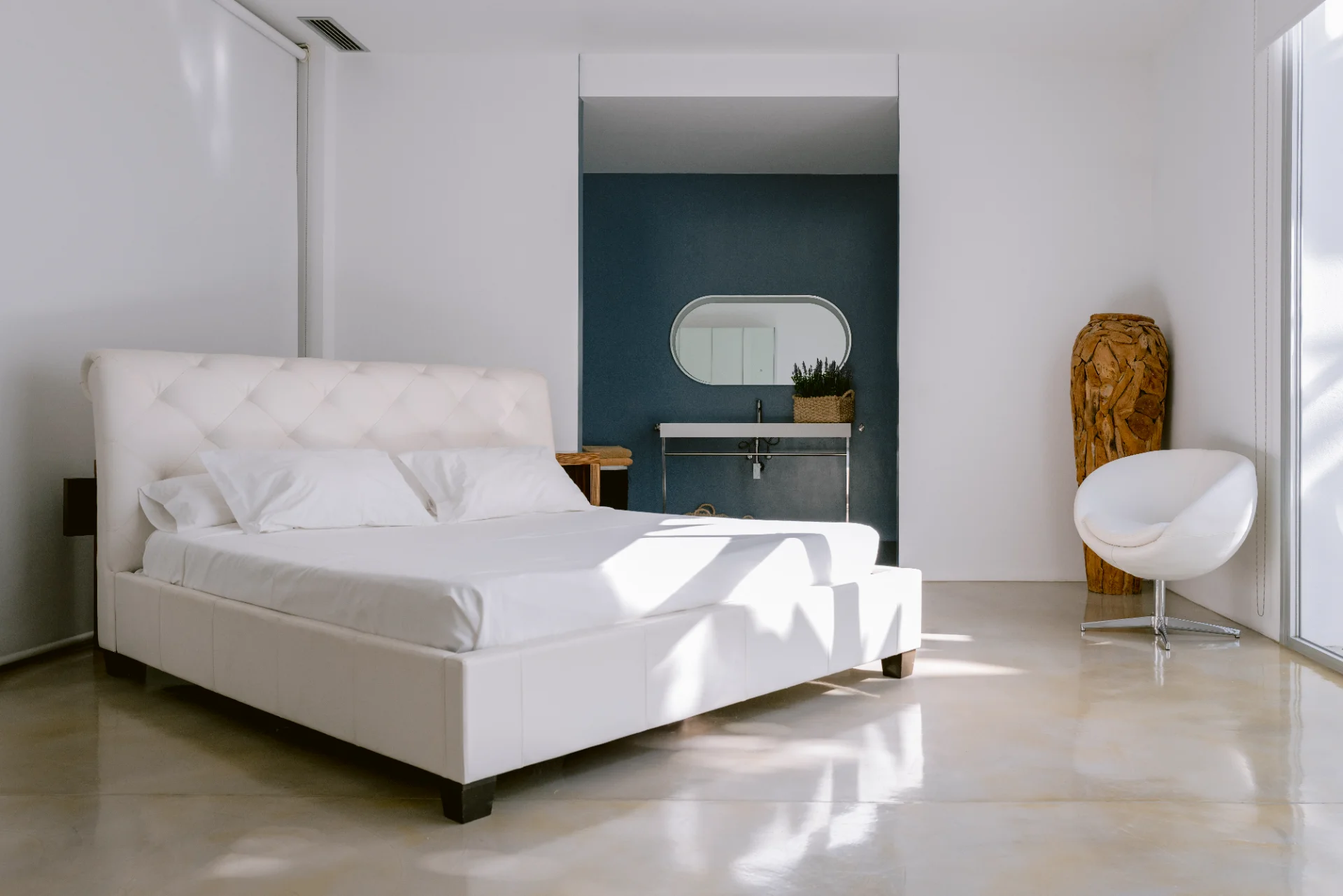 Availability & Booking